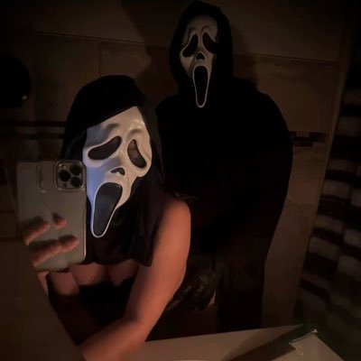 yurobsessivegf's profile picture. 22 | she/her