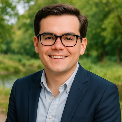 jparedes0246's profile picture. 🇲🇽 living in 🇺🇸. Tucson. Politico. Tech Enthusiast. Zillennial Version of Ron Swanson with Gordon Ramsay’s patience. ♎️