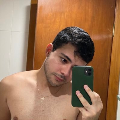 fertileneptune's profile picture. dear diary,