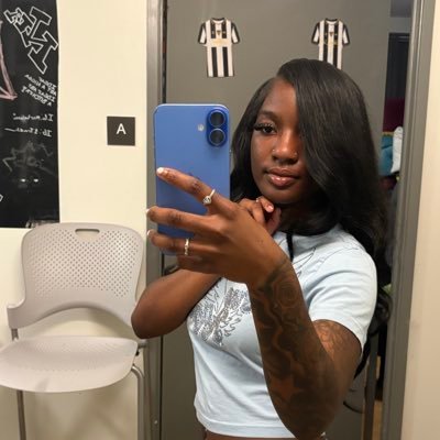 mack3nziiee's profile picture. ig: @mackenzieariee