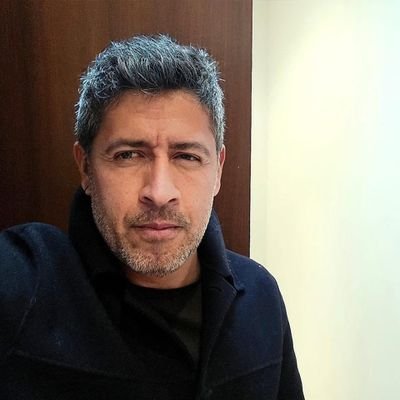 rokyton2018's profile picture. UNal.  Infraestructura y contratación. Poesía, arte, vino, café.🐈🐕📚✈️.🏃🚴‍♂️⛳️  Ni Derecha ni centro, ni Dios, ni Patria,  Con los animales 💪. Misántropo.