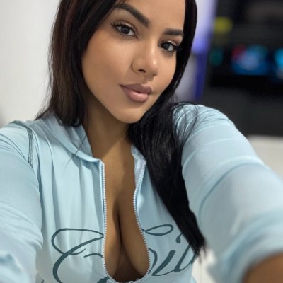 nikkythiccx's profile picture. Thick thighs & Thicker Booty (‿ˠ‿) 🩵