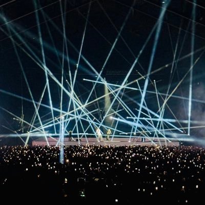 AVIAHRTISTIC's profile picture. 26 | Graphic Designer | client Incl @Zack_Nani @Akytio @Juliette_arz @Itachi_rl | Available for freelance : contact.aviahh@gmail.com