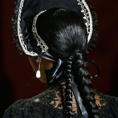 fillemedievale's profile picture. 