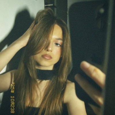 giuandmeboth's profile picture.