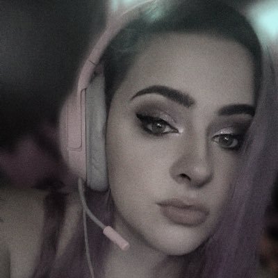 SaraDactyl95's profile picture. 