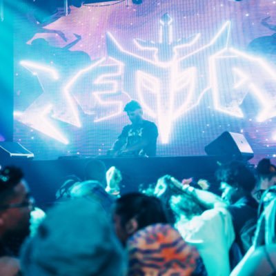 xenjaydubz's profile picture. 