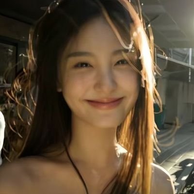 yuleishi_'s profile picture. pbb girl era.