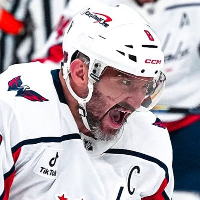 KelBlackhawk's profile picture. 