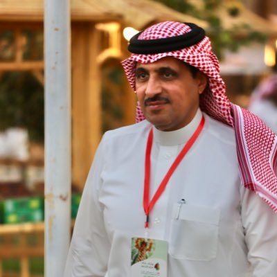 arbn1's profile picture. هنالك أشخاص يجب أن لا نمنحهم أكبر من حجمهم ، حتى لا نخسر الكثير من حجمنا…/اعبث في الشعر