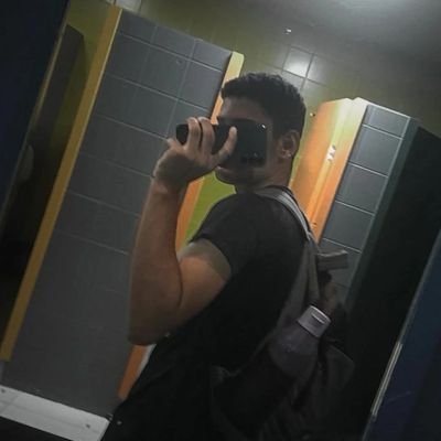 Abovethemasters's profile picture. 🤓🏳️‍🌈😈
Fan de One Piece e um pseudo Nerd safado.