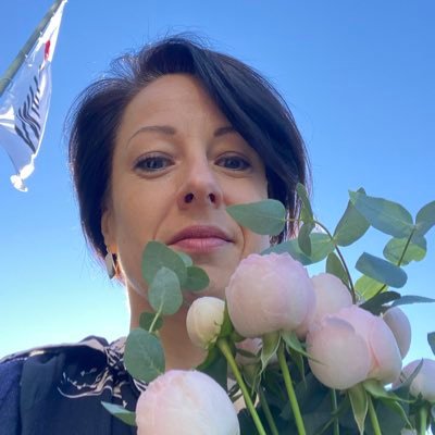 tincii's profile picture. 