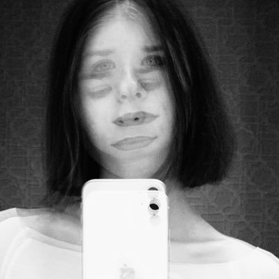 juliaglez01's profile picture. 