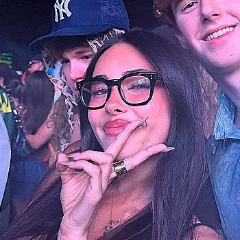 somns13's profile picture. I'll tell you the truth, but never goodbye.