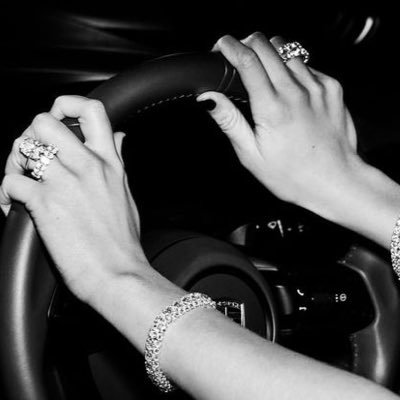 ioxx24's profile picture. الله يعين