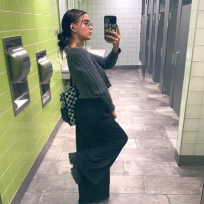 paytdivenwtf's profile picture. :3