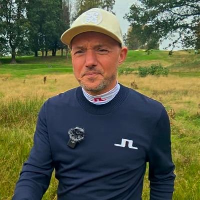 Jonathan1922's profile picture. Huddersfield Town fan. Dad x2. Frustrated golfer (+17.1) DATM 2013 Champ.Mountain biker.
