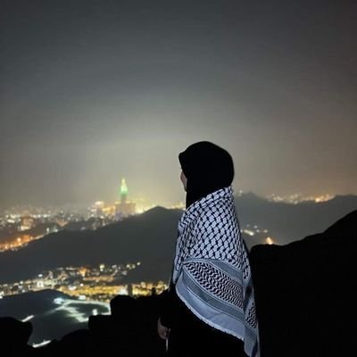 __batoulsera__'s profile picture. 