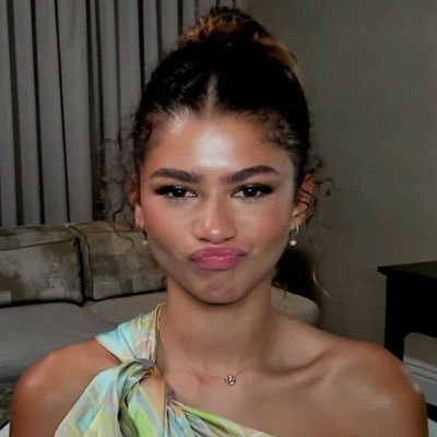 hazokafasi's profile picture. ne halim varsa gormekle mesgulum.