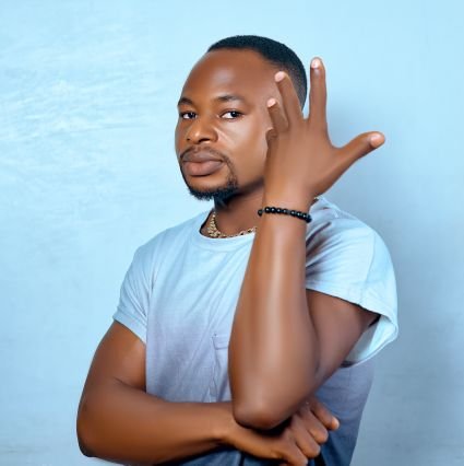 Pamizz_official's profile picture. A LOVER OF GOD AND PRACTITIONER OF NO RELIGION ☯️