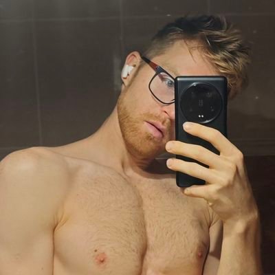 star_seedart's profile picture. 🌏🧑🏼‍🦰 body, soul , passion 
#ART