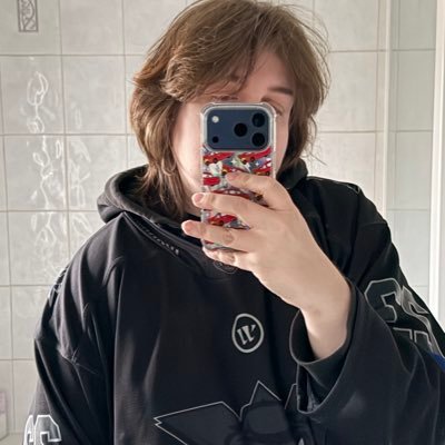 pdotdameron's profile picture. a prince in exile here in hell