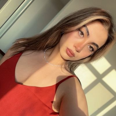 fatemenavaee's profile picture. ins:ifatemenavaee