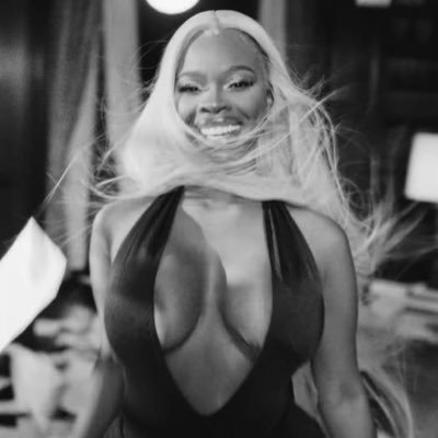 smilsource's profile picture. Inga Ibsdotter Lilleaas fan account