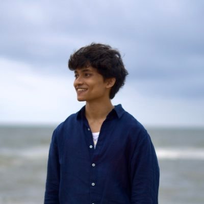 bluewetsocks's profile picture. A designer who creates cool stuff but is also figuring out a lot of stuff on the way. Wanna see what I can do?
Available for projects.