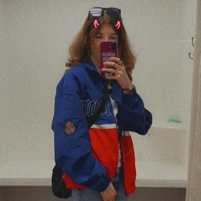 av_chlo's profile picture. AVFC, STH L6🦁 Is it that sweet? I guess so🍬💃☕️🐾💌