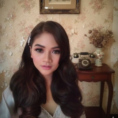 itsmebellatot's profile picture. 