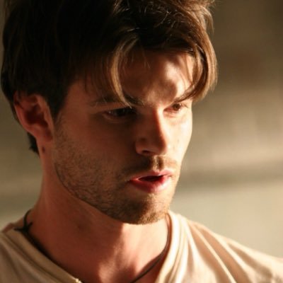 ashbot313's profile picture. 16🇿🇦🇬🇧8k earned F/A