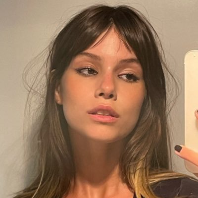 vttslena's profile picture. 