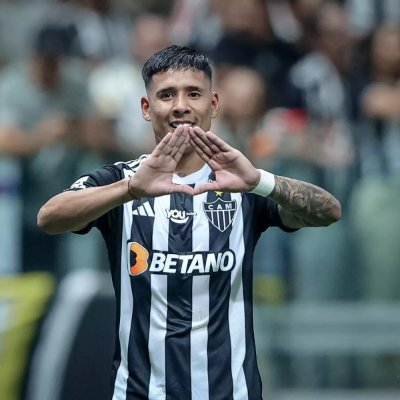 jaozzxt's profile picture. years ahead but way behind