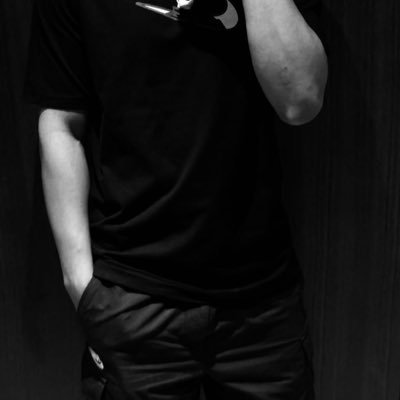 MrCarefr33's profile picture. 