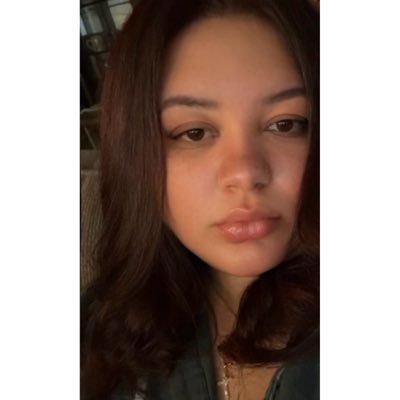 itschloeolivia's profile picture. no need for a bio, society judge by appearance.