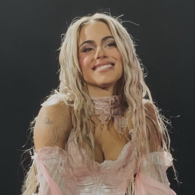 _eresmifantasi_'s profile picture. 𝐋𝐮𝐜𝐡𝐚 𝐩𝐨𝐫 𝐭𝐮𝐬 𝐬𝐮𝐞ñ𝐨𝐬 𝐧𝐨 𝐥𝐨𝐬 𝐝𝐞𝐣𝐞𝐬 𝐢𝐫🦋𝕃𝕚𝕗𝕖'𝕤 𝕒 𝕔𝕝𝕚𝕞𝕓 𝕓𝕦𝕥 𝕥𝕙𝕖 𝕧𝕚𝕖𝕨 𝕚𝕤 𝕘𝕣𝕖𝕒𝕥. ♌️Ⓕⓡⓐⓝⓒⓨ♌️ 17/09❤️‍🩹