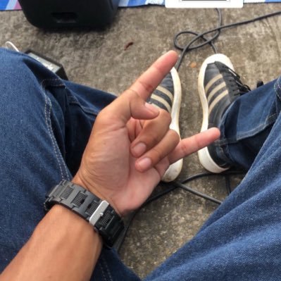 SuriyanBuy25362's profile picture. 