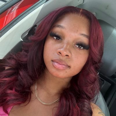 RenRen02286060's profile picture. yu my btch i won’t change it fa nobody 🫶🏾