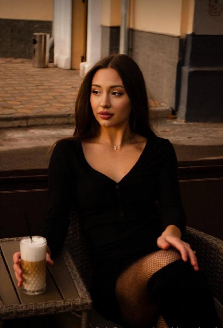 GretchenIl95019's profile picture. ☕ Come over   @sexsexyougood it’s warm here 💋