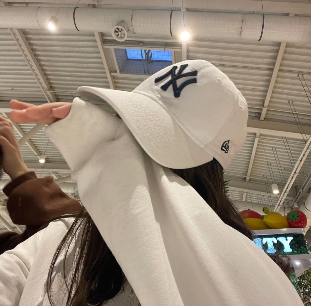 hbfunny88's profile picture. ライトノベル好きな人々へ向けて、おすすめ作品や人気作を紹介していきます📚✨ あなたの次に読みたい一冊がきっと見つかるはず！ ＃ラノベ好きと繋がりたい #ワッパーの読レポ