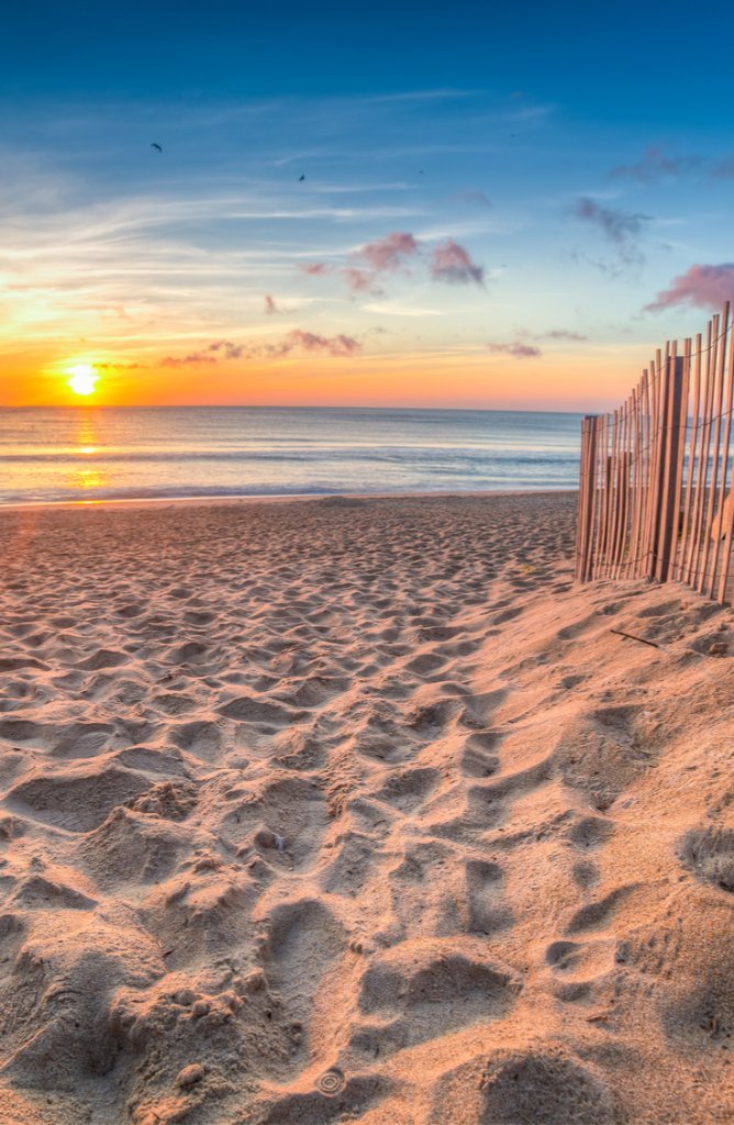 KinderHowe's profile picture. アイドルのライブに行くのが生きがい！✨ 保育士目指しながらモデルのお仕事もしてるよ。優しい恋人と赤ちゃんの可愛さについて語りたいけど難しいかな？