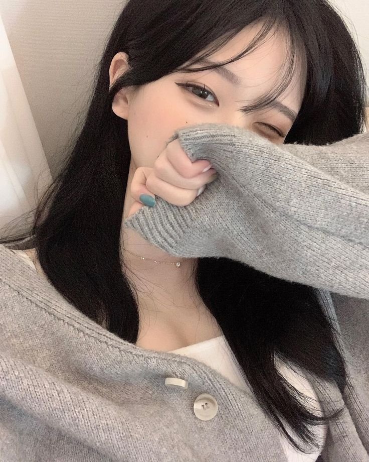 lsk0131's profile picture. AIイラストに夢中🥰 無言フォローすみません🙇 メガネ好き❤️👓 @hikaru_aigirlはセンシティブ投稿専用🔞の別アカ（閲覧注意）