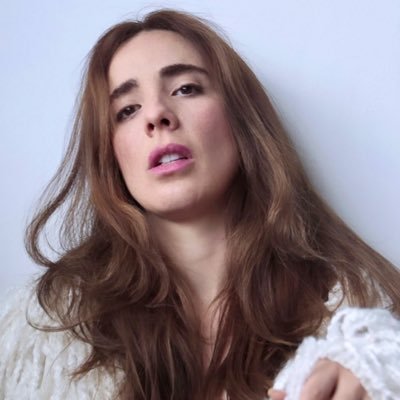 lalauralara91's profile picture. actriz/periodista nada interesante
