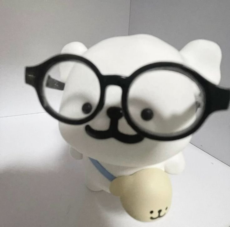 ruhtra63's profile picture. 生成AIに突然ハマった初心者、元ミュージシャンで現デザイナー。AIでイラストや音楽をやってみたくなった人です、よろしくお願いします