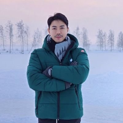 siriwat217's profile picture. ฉันเป็นคนเสรีนิยมและมีความคิดของตัวเองเกี่ยวกับโลกในปัจจุบัน