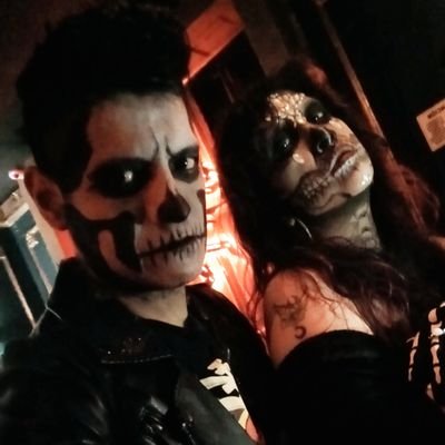 EdwardPhoenix's profile picture. The best concert partner 🖤 and the boy with the best playlist on Spotify! Cinema, Pop Culture Lover & a Slag! The best you ever had ❄️🐒