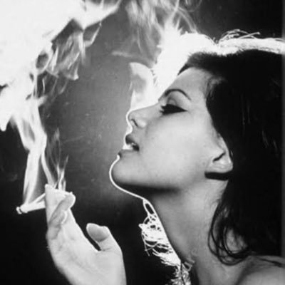 enath55's profile picture. 🌿 « Hâte-toi de bien vivre, et songe que chaque jour est à lui seul une vie… » Sénéque 🌿