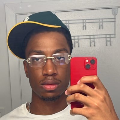 RomelMccalla's profile picture. 