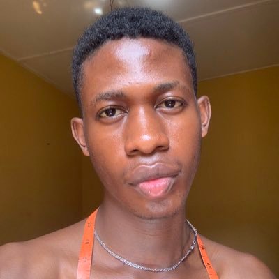 Eemmaannzz's profile picture. Fashion boy/stylist                                          Brown  boy🤎🍪